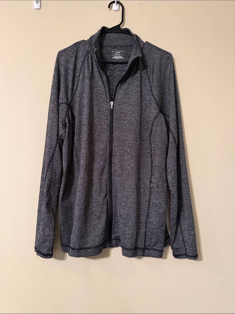 tek gear Women's Full-Zip Jacket in Heathered Black